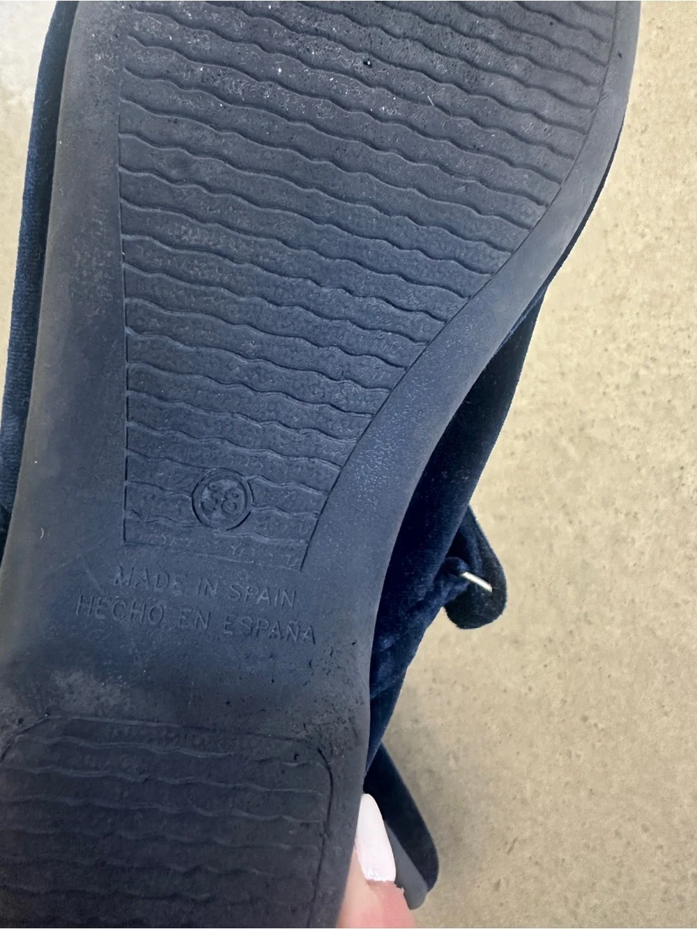 ChildrenChic Navy Velvet Mary Jane Flats — children size 38 / US 6